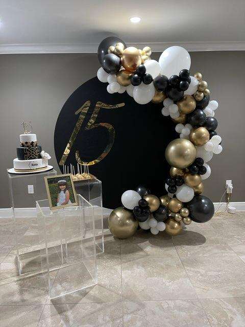 party balloon decorations