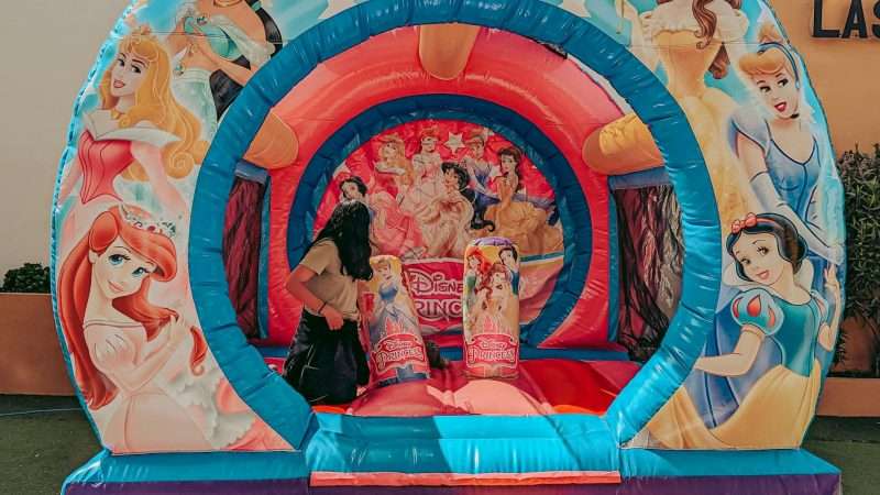 Halloween bounce house tips for a great party